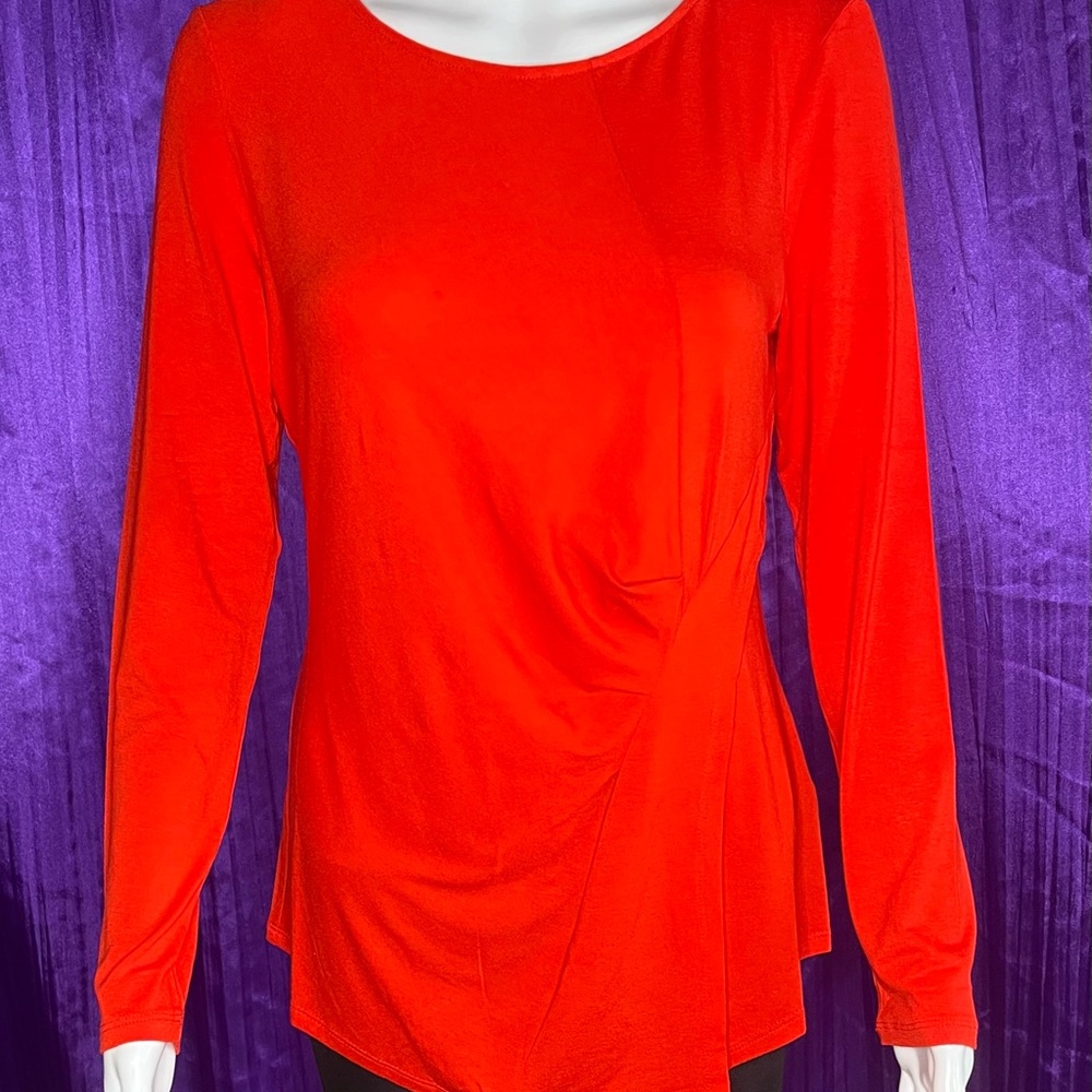 NWT VINCE CAMUTO MEDIUM RED TOP VISCOUS STRETCH ASYMMETRICAL SUPER  SOFT…